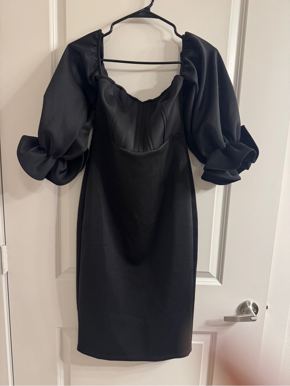Source Unknown Black One-Shoulder Puff Sleeve Cocktail Dress